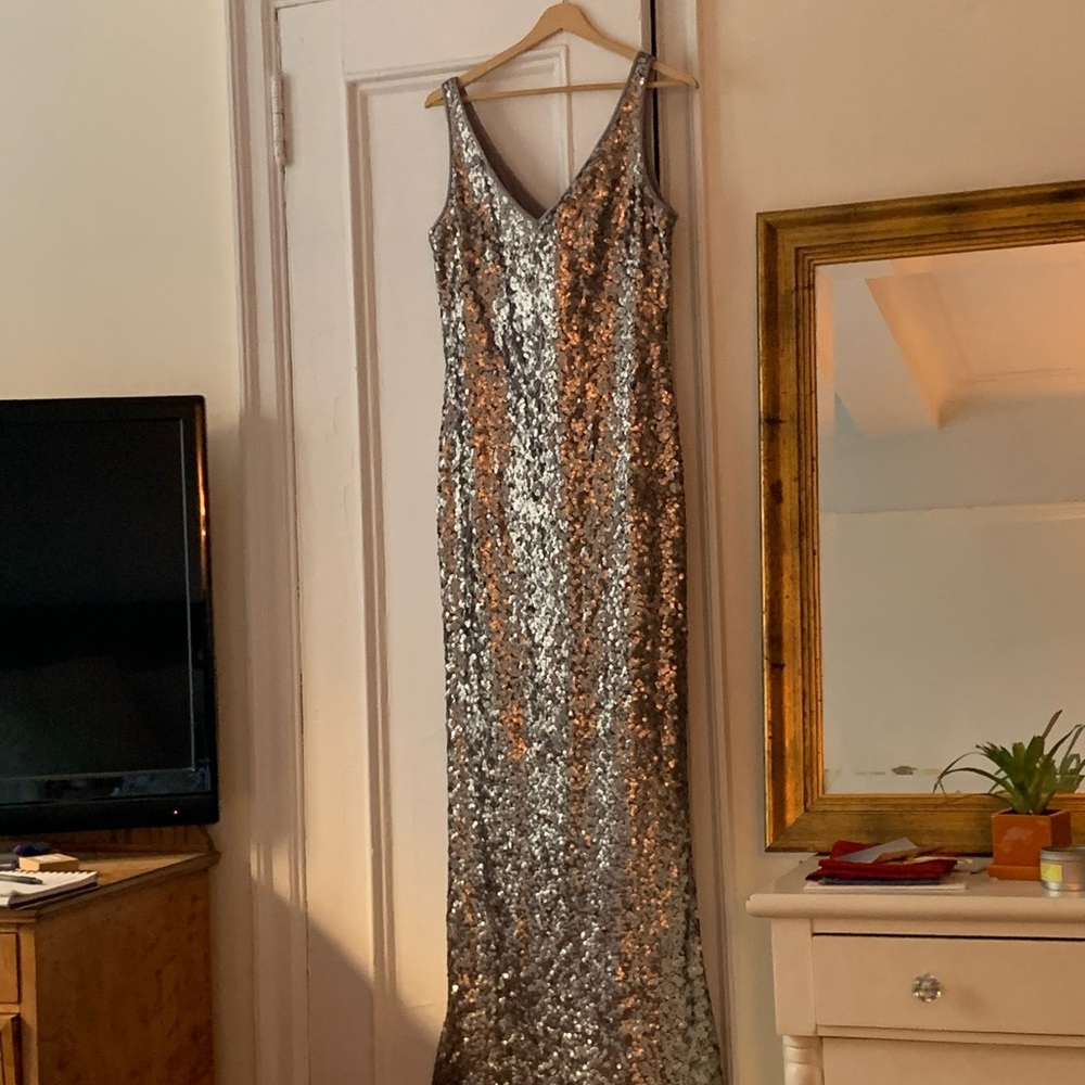 Gorgeous Ralph Lauren silver sequin gown - NEW